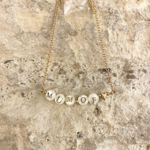 Bracelet lettres personnalisé - perles lettres nacre - Comptoir Doré